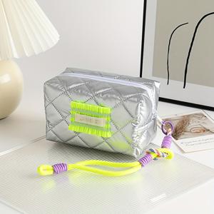 TEMU 1개 신상 대용량 뷰티 제품 메이크업 파우치, 고급 화장품 & 세면도구 정리함, 립스틱 보관 파우치, 학생 필기구 케이스 - 심플하고 세련된 디자인의 여행 필수 아이템|필통|립스틱