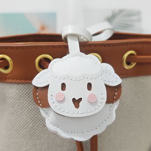 TEMU 귀여운 카와이 양 키체인 - 둥근 링 클라스프가 달린 PU 가죽 캐릭터 펜던트, 여성용 핸드백 & 백팩 액세서리 선물 (딸, 여동생, 엄마, 할머니를 위한 DIY 자동차 열쇠고리)|키링부자재