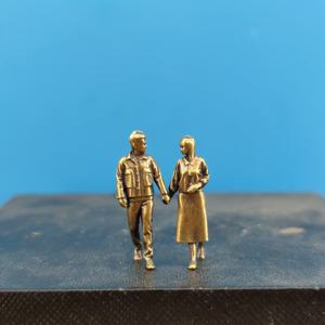 TEMU 빈티지 황동 미니어처 커플 피규어 - 손잡고 걷는 사랑 조각상, 인형의 집 디오라마용 로맨틱 인형, 결혼식 및 기념일 장식, 미니 풍경 캐릭터 모델 (수집용 선물)