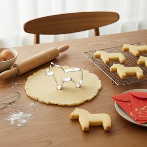 TEMU 1개 신자즈 소형 말 쿠키 커터 - 스테인리스 스틸 DIY 말 모양 베이킹 몰드, 달리는 말 디자인, 2026 중국 설날 (띠별: 말의 해), 파티, 케이크 & 쿠키 장식 도구, 위생적