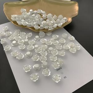 TEMU 밀키 화이트 장미 비즈 100개 - 아크릴 루즈 비즈, DIY 주얼리, 팔찌, 폰케이스, 패션 액세서리 제작용