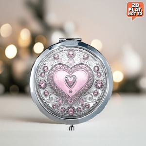 TEMU 메이크업용 초소형 2D 원형 거울 1개. 매력적인 핑크 하트 모티프와 레이스 디자인, 반짝이는 보석 장식이 돋보이는 제품입니다.