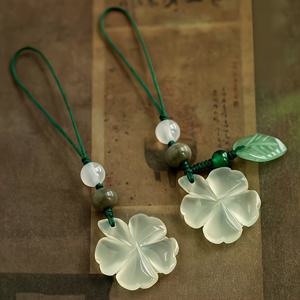 TEMU 네잎 클로버 인조 옥 키체인 펜던트, 녹색 행운의 데이, 아이스 쿨 투명 행운의 풀 참 폰 체인 펜던트 가방 걸이, 패트릭 데이 클로버, 파트너를 위한 선물, 가족