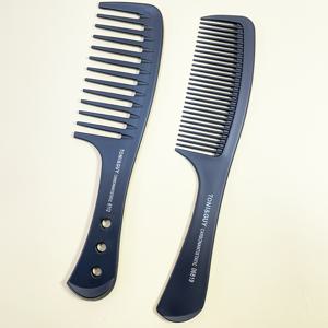 TEMU 남성 헤어컷을 위한 넓은 이빨의 블랙 플랫탑 빗 2개 세트. 살롱 및 이발소에서 사용하기에 적합하며, 헤어 클리퍼 및 미용용으로 설계되었습니다.