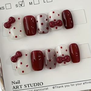 TEMU 수제 물방울 무늬 리본 공주 스타일 압착식 짧은 사각 네일 10개입, 달콤하고 귀여운, 탈부착 및 재사용 가능한 네일 스티커, 파티, 휴가 및 휴일 선물에 적합, 버핑 파일, 나무 막대 및 젤리 접착제 포함|스티커|네일스티커