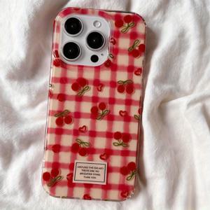TEMU 할로윈 & 크리스마스 에스테틱 하트 체리 체크 크리에이티브 디자인 아이폰 17/17 Air/16/15/14/13/12/11 Pro Max/XR/XS/XS Max 시리즈 폰 케이스, 친구, 친척, 파트너를 위한 완벽한 생일 선물, 비즈니스 선물~HL 화이트 라지 홀 IMD [글로시] - 화이트 - 체리 체크 883SC