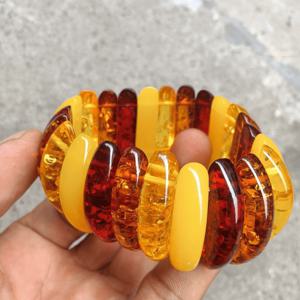 TEMU 스타일 레진 꽃 비즈 팔찌 - 생동감 있는 노랑, 주황, 빨강 비즈와 복잡한 패턴, 캐주얼 의상에 적합한 내구성 있고 스타일리시한 액세서리| 스타일|내구성 있는 팔찌|남자팔찌