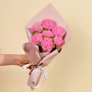 TEMU 7피스 리얼리스틱 핑크 장미 부케 - 소프트 파스텔 플로럴 아레인지먼트, 관리 필요 없는 홈 데코, 어머니날, 발렌타인데이, 결혼식, 기념일 선물 추천 - 거실, 침실, 사무실 테이블 센터피스용 내구성 폴리에스터 꽃, 정교한 크로셰 작업의 장식용 테이블 피스