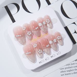 TEMU 핑크 진주 체인 리본 아이스 고름 고양이 눈 그라데이션 옴브레 웨어러블 네일 10개입, 귀엽고 부드러운 데일리 여름용 인조 손톱, 여성 및 매니아에게 적합