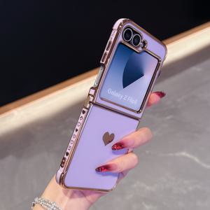 TEMU 휴대폰 케이스 - 휴대폰 케이스 - 삼성 갤럭시 Z 플립 5 및 Z 플립 6에 적합한 케이스, 전기 도금된 끝이 있는 사랑의 하트 디자인, 충격 방지용 부드러운 TPU 재질, 카메라 렌즈를 완벽하게 보호