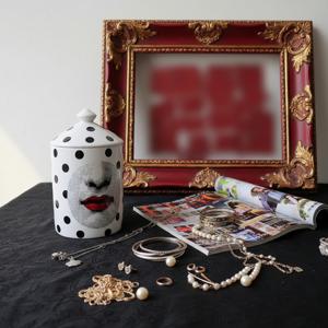 TEMU 레드 립 디자인의 우아한 세라믹 보관 용기 - 아트 데코 스타일, 직사각형 모양, 뚜껑이 열 수 있음, 홈 데코 및 발렌타인데이 선물로 이상적, 장식용 캔들 홀더, 장식용 보관|아트 데코 스타일|세라믹 구조, 장식용 보관 용기