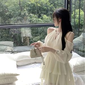 TEMU 봄과 여름을 위한 프렌치 매력의 어깨 노출 벨티드 숏 드레스, 스위트 V넥 칼라와 플라운스 밑단|여름원피스