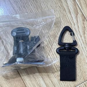 TEMU 4개 PVC 강력 흡착 컵 후크 안전 잠금장치 포함, 캠핑 차량 텐트 및 보트용 휴대용 PVC 고정 후크, 유리 표면 및 타일 벽에 적합, 다목적 야외 활동 내구성 소재, RV 차양 액세서리