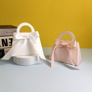 TEMU 그녀/남자를 위한 선물 세트, 4.72X2.36X3.15인치 미니 종이 선물 가방 20개 세트 (리본 포함). 핸들이 달린 작은 핑크 및 화이트 선물 상자이며 대량 사용에 적합하며 생일 파티, 결혼식 답례품, 선물 포장에 이상적입니다.