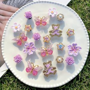 TEMU 20개입 보라색 곰돌이 나비 꽃 별 신발 클립 장식용, 여성 샌들, 슬리퍼 및 비치백에 적합. 이 다기능 신발 추가는 휴일 및 생일 파티 선물로 완벽합니다.