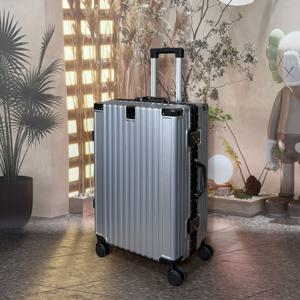 TEMU 패셔너블 대용량 /24/26인치 무소음 스피너 휠 하드 쉘 ABS+PC , 알루미늄 프레임 기내용 캐리어 TSA락, 접이식 핸들, 다기능 알루미늄 프레임 여행 캐리어, 색상 - 블랙, 크림, 스카이 블루, 다크 그린, 실버 그레이, 다크 그레이, 핑크, 그린 - 크리스마스 선물