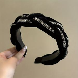 TEMU 블랙 벨벳 휘핑 헤어밴드, 높은 크라운 디자인, 여성에게 완벽한 우아하고 섬세한 스타일. 세련된 감각을 더하는 다재다능하고 미니멀한 액세서리, 가을/겨울 필수템