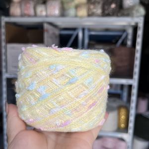 TEMU 프로젝트용 컬러풀 혼합 털실 50그램. 스카프, 모자, 카펫, 가방, 인형 제작에 적합합니다. 부드럽고 털 빠짐이 없는 이 털실은 독특한 아이템 및 휴일 선물 제작에 완벽합니다.