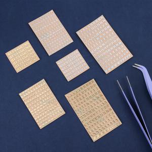 TEMU 20개 세트 미니 글리터 알파벳 숫자 스티커, 작은 자체 접착 글리터 스티커 세트 (핀셋 포함), 메탈릭 스크랩북 사진 공예용 스티커