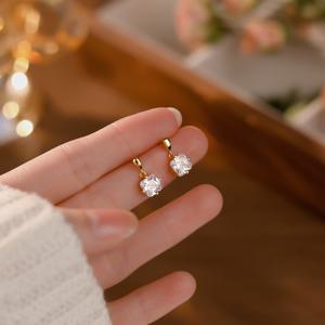 TEMU 우아한 스퀘어 울트라샤이니 라인스톤 스터드 귀걸이 한 쌍: 캐주얼 복장에 어울리는 세련되고 다용도 선물