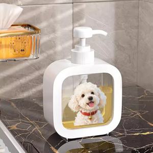 TEMU 1개 재사용 가능한 리필 펌프 디스펜서 병 - 화이트 강아지 디자인, 라텍스 프리 수동 액체 비누/샴푸 디스펜서, 전기 불필요/무향, 욕실, 사무실, 여행용 - 클리너, 핸드 살균제, 로션 용기 (장식 & 기능성), 비누 보관함,사무용품 필수품,스타일리시 컨테이너,모던 디스펜서,청소가 쉬움,액체 비누 디스펜서,로션 펌프,자주 여행하는 사람들