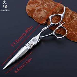 TEMU 호사키 헤어드레싱 가위, 수제 연마 및 연마, 날카롭고 내구성 있는 날, 머리카락이 달라붙지 않음, 사용할수록 더욱 날카로워짐. 헤어드레싱 업계 9년 경력. 수집가용 등급의 가위입니다. 소중히 여겨주세요. 머리카락 이외의 물건을 자르지 마세요, 가위가 손상될 수 있습니다