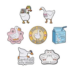 TEMU 7pcs WhimsyWear 만화오리 에나멜핀 세트, 귀여운 합금 버찌, 혼합된 색상으로 재미있는 오리 버찌, 남녀 공용 패션 액세서리, 옷과 배낭에 적합, 친구에게 이상적인 선물
