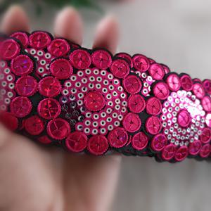 TEMU 1야드 스팽글 자수 태슬 리본 - 2.36인치 폭, 화이트/블루/퍼플/로즈 레드 반짝이 스팽글. 옷 칼라, 소매, 벨트, 무대 의상, 페스티벌 파티 드레스, 여행 가방 액세서리 장식용. 아름다운 핸드메이드 DIY/재봉용 꽃장식 - 다림질 공예, 패션 핸드메이드 원단, 레이스 트리밍