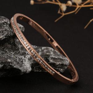 TEMU 1개 스테인리스 스틸 기하학적 타원형 큐빅 지르코니아 스터드 뱅글 팔찌, 고급스럽고 패셔너블, 여성 데일리웨어 및 파티용, 여자친구나 아내에게 완벽한 선물