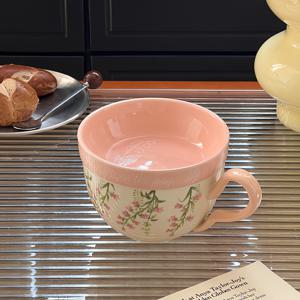 TEMU 핑크 릴리 풍경 컵 커버 1개, 우유 및 요거트를 위한 다용도 아침 컵, 가정, 사무실 및 오후 티에 이상적, 핫 초코, 우유, 커피 및 주스를 포함한 다양한 음료에 적합, 컵 용품을 위한 완벽하고 세련된 선물