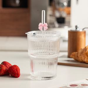 TEMU 380ml 핑크 리본과 디자인의 유리컵 - 누수 방지, 재사용 가능, 아이스 커피, 스무디, 마초에 적합 | 틱톡 스타일의 차가운 음료 컵, 식기세척기 사용 가능, 가정 또는 사무실 사용에 적합, 커피 여행용 머그