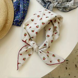 TEMU 우아한 레트로 체리 귀여운 플로럴 동물 프린트 스퀘어 스카프 55*55, 아티스틱 넥 랩, 따뜻한 스카프, 장식용 숄, 달콤한 허리 꽃 머리끈 헤드스카프, 다기능 선쉐이드 비치 타월, 데일리, 데이트, 휴가 여행, 사진 촬영, 휴일 선물용|비치타올