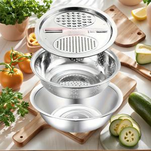 TEMU 3pcs 다용도 스테인리스 스틸 조리 세트 - 내장형 그라인더가 있는 스테인리스 볼, 다용도 필터, 믹싱 볼이 포함되어 있습니다. 과일, 채소, 치즈 세척 및 슬라이싱에 이상적이며 주방 사용 및 식품 서비스 조리에도 적합합니다.