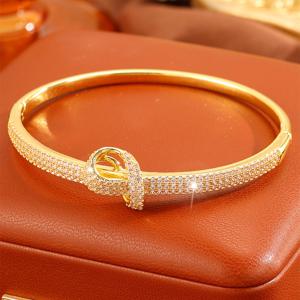 TEMU 1개 - 플래시 투 폴! 풀 로프 매듭 모양 골든 브레이슬릿, 손목 사이에 직접 용접된 경량 럭셔리 느낌~18k 골드 도금