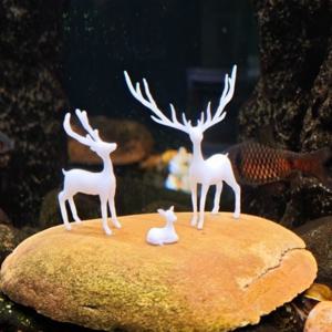 TEMU 미니어처 리얼리스틱 사슴 피규어 - 수족관 & 테라리움용 플라스틱 레진 사슴 모델, 숲 풍경, 요정 정원, 다육식물 디스플레이, 디오라마 & 분재에 적합 - 미니어처 풍경을 위한 작은 동물 장식