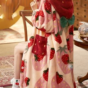 TEMU 스트로베리 패턴 후드 캐주얼 로브, 긴소매, 가을/겨울용 기모 안감으로 따뜻하고 두꺼움, 버튼 및 포켓 디자인, 여성용 라운지웨어 및 잠옷으로 적합, 단품 판매|잠옷|파자마