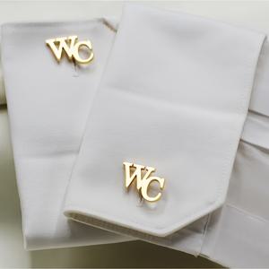 TEMU 남성을 위한 맞춤형 커프링 한 쌍, 두 개의 이니셜이 새겨진 스테인리스 스틸 소재, 개인화된 대문자 사용. 남성 정장, 셔츠, 웨딩, 비즈니스 웨어에 적합합니다.