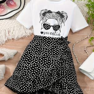 TEMU 고평균 평점을 받은 여아용 패션 투피스 세트. 라운드넥 만화 그래픽 상의와 플로럴 프린트 레이스 헴 스커트가 특징이며, 봄, 여름에 귀엽고 우아하며 캐주얼한 데일리룩에 완벽합니다.