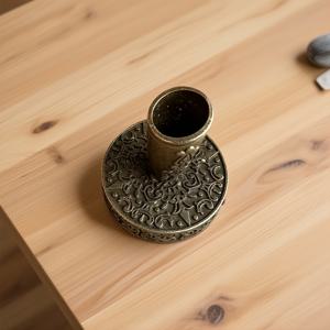 TEMU 1개 빈티지 펜 홀더 - 내구성 강한 아연 합금 제작, 홈 오피스, 스터디룸 또는 비즈니스용 우아한 데스크 정리함 - 펜, 연필, 마커 호환 가능 - 장식적인 필기구 보관함, 레트로 디자인, 광택 마감