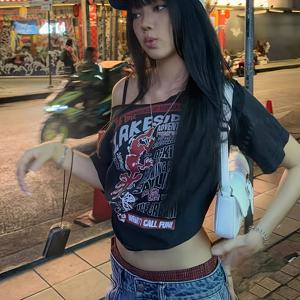 TEMU XY 아메리칸 레트로 오프숄더 반팔 티셔츠, 2025 신상 트렌디 크롭탑 - 홍콩 스타일 빈티지 캐릭터 프린트 벨리바레 여성용 티셔츠, 네 가지 룩에 완벽한 스타일리시 디자인|크롭티