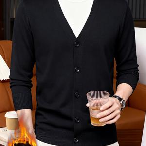 TEMU 남성용 가을/겨울 스웨터, 두꺼운 플리스 V넥, 단색, 버튼 가디건 디자인으로 간편한 복장 연출. 남성을 위한 훌륭한 선물이며, 야외 활동, 하이킹, 캐주얼 외출, 사무실 통근에 적합합니다.