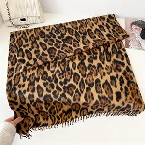 TEMU 가을, 겨울용 따뜻하고 스타일리시한 태슬 디자인의 빈티지 하이엔드 프린트 스카프