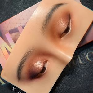 TEMU 리얼리스틱 라이트 베이지 텍스처 & 얼굴 디테일이 있는 5D 메이크업 연습 모델 - 내구성 있는 ABS 플라스틱, 무향료, 모든 라이트 베이지 타입에 적합, 눈썹, 아이라이너 및 브러쉬 훈련용 - 미용 , 화장품 학교 및 개인 사용을 위한 필수품 | 생생한 외관의 메이크업 액세서리 | 전문가용 메이크업 모델