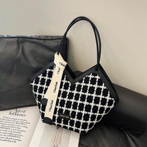 TEMU 1개 유럽 미국 패션 여성용 토트 핸드백 - 2024 트렌디 대용량 숄더백, 플레드 패턴, 폴리에스테르 소재, 지퍼 잠금, 크로스바디 옵션, 비세탁 관리