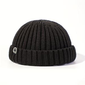 TEMU 스마일링 페이스 라벨 고급스러운 와이드 패턴 겨울용 따뜻한 비니 사계절 장식 폼폼 모자