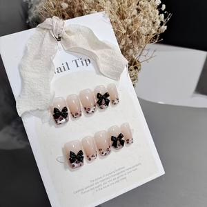 TEMU 블랙 보우 폴카 도트 네일 아트 10개, 순수 수제 네일웨어, 하이럭셔리, 숏 래더, 섹시 스톤 입체 보우 INS룩 핸드 화이트 뷰티 네일 피스, 인조 네일 패치|네일|매니큐어