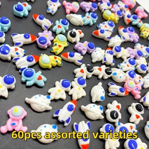 TEMU 우주 테마 미니 레진 비즈 장식 세트 60개, 우주비행사와 로켓 혼합, DIY 액세서리 제작용, 휴대폰 케이스, 머리핀, 사진액자, 공예 작품에 창의적인 장식 제공, 비즈 어쏘트먼트