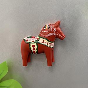 TEMU 스웨덴 달라라 말 자석 스티커 - 파란색과 흰색 톤의 축제 분위기 레드 말 - 홈 데코, 사무실, 주방, 식당에 적합하며 친구 및 가족을 위한 선물로도 좋습니다