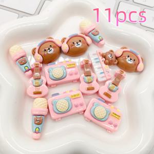 TEMU 11개 세트 헤드폰과 음악을 들고 있는 곰, 비즈 & 비즈 모음, 레진 장식 액세서리, 기타, 라디오, 피아노 등 모양으로 휴대폰 케이스, 머리핀, 사진 프레임, 버터스크러치 접착제 제작용 DIY 액세서리, 핸드메이드 소품, 창의력을 보여주는 선물|핸드폰케이스|휴대폰케이스|머리핀