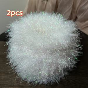 TEMU 100그램 오로라 멀티컬러 얀 2개입, 오리지널 퀄리티. 별처럼 매력적인 유니크함을 제공하여 크로스스틱을 하는 사람들에게 최고의 창의적인 영감을 제공합니다. 질감은 약간 광택이 있으며 부드럽고 섬세합니다.